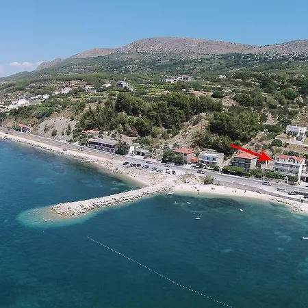 Apartment Ema Podstrana