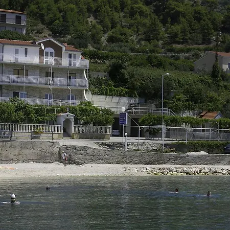 Apartman Ema Podstrana